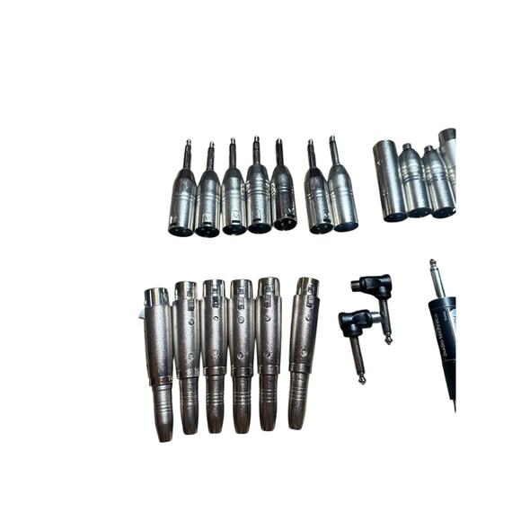 Mix Of XLR and 1/4 inch jacks And Connectors - Picture 3 of 5